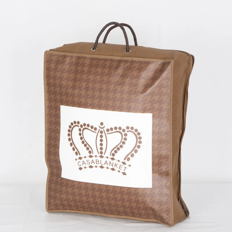 Best Storage Bags For Blankets