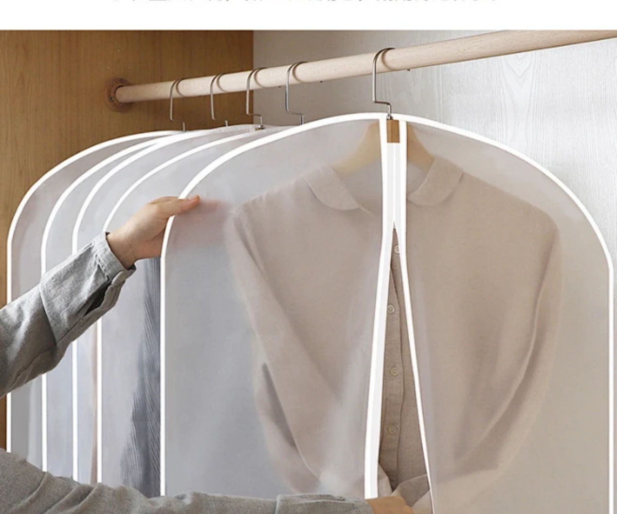 suit jacket carrier